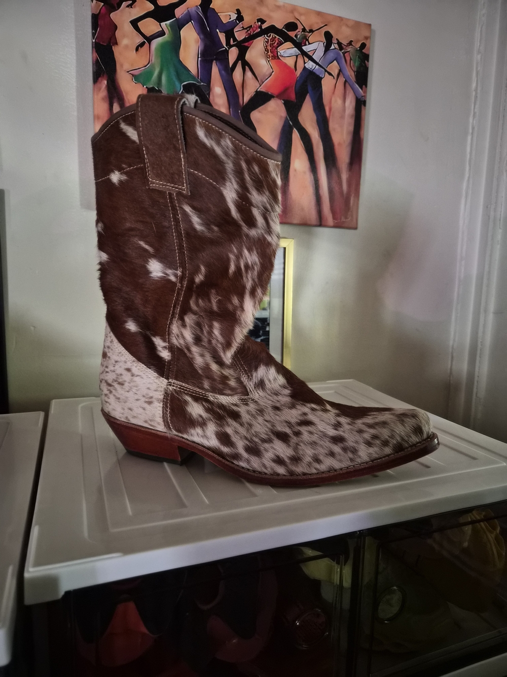 Cowhide Western Cowboy Boot - Brown & White
